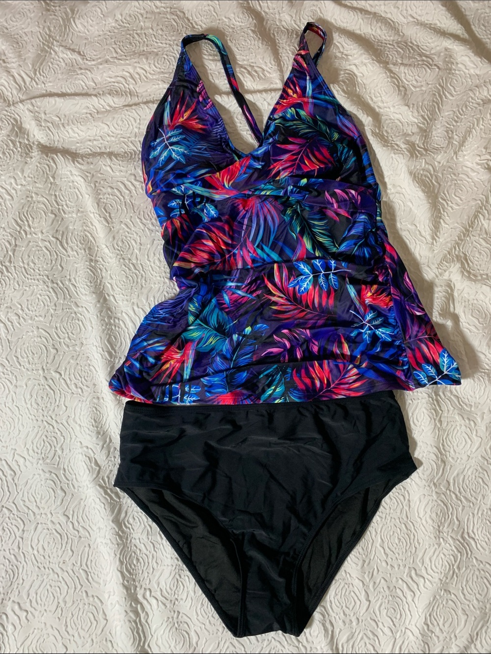 NWT YONIQUE Tropical Leaf Print Tankini Top with Black Briefs, Size XL